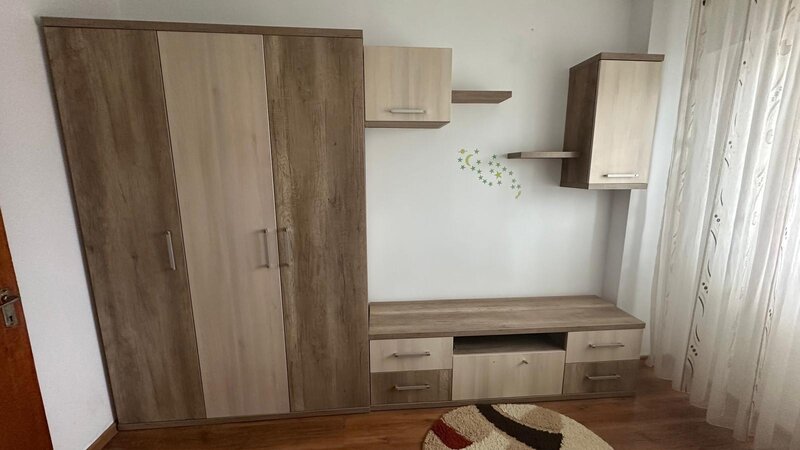 Drumul Taberei, Romancierilor,